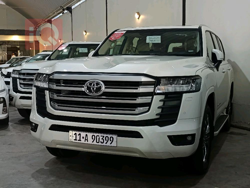 تويوتا لاندكروزر